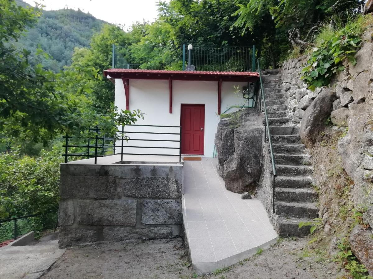 فندق Campismo Rural Vale Dos Moinhos جيريز المظهر الخارجي الصورة